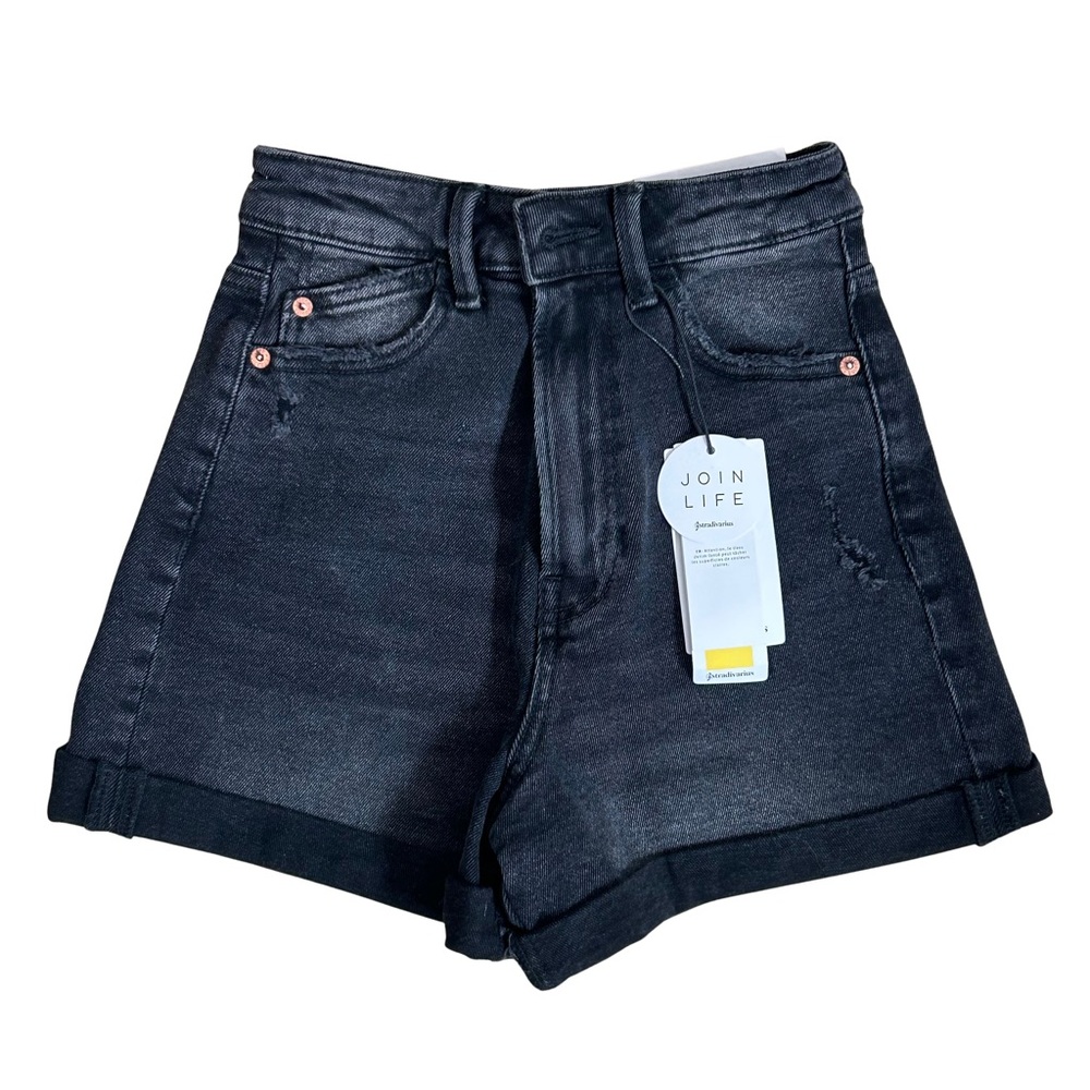 Stradivarius Black Slim Fit Mom Shorts